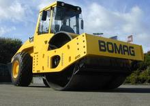 Cilindri compactori cu un singur tambur Bomag BW 219 DH-4
