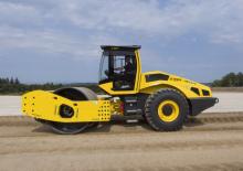 Cilindri compactori cu un singur tambur Bomag BW 226 DH-5
