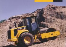Cilindri compactori cu un singur tambur Caterpillar CP-563D