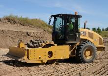 Cilindri compactori cu un singur tambur Caterpillar CP14