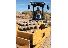 Cilindri compactori cu un singur tambur Caterpillar CP56B