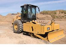 Cilindri compactori cu un singur tambur Caterpillar CP74B