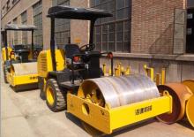Cilindri compactori cu un singur tambur YTO LSS203