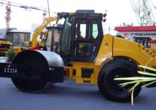 Cilindri compactori cu un singur tambur YTO LT214