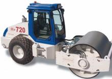 Cilindri compactori cu un singur tambur Max-Com R 720