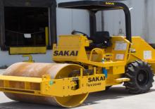 Cilindri compactori cu un singur tambur Sakai SV204D