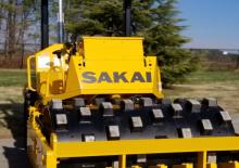 Cilindri compactori cu un singur tambur Sakai SV204T