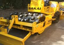 Cilindri compactori cu un singur tambur Sakai SV204TB