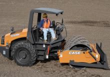 Cilindri compactori cu un singur tambur Case SV208D