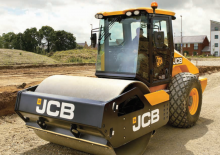 Cilindri compactori cu un singur tambur JCB VM 117 D