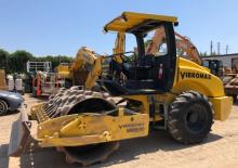 Cilindri compactori cu un singur tambur JCB-Vibromax VM 66 D