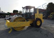 Cilindri compactori cu un singur tambur Vibromax W 1802 PD