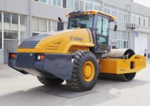 Cilindri compactori cu un singur tambur XCMG XS265S