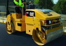 Cilindri compactori în tandem Caterpillar CC24