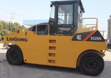 Cilindri compactori pe pneuri Liugong 6526N