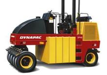 Cilindri compactori pe pneuri Dynapac CP 142