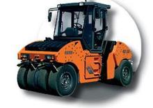 Cilindri compactori pe pneuri Hamm HD 150 TT
