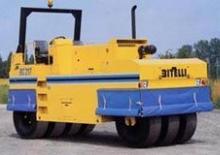 Cilindri compactori pe pneuri Bitelli RG 217