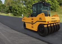 Cilindri compactori pe pneuri RHINO RPR2011