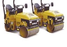 Cilindri vibratori în tandem Caterpillar CB 113