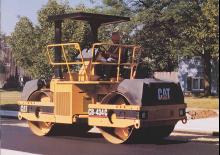 Cilindri vibratori în tandem Caterpillar CB-434C
