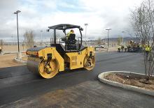 Cilindri vibratori în tandem Caterpillar CB54B