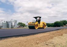 Cilindri vibratori în tandem Caterpillar CB64B