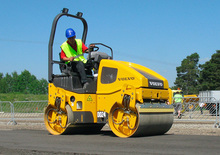 Cilindri vibratori în tandem Volvo DD24