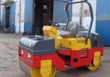 Cilindri vibratori în tandem YTO HYC303