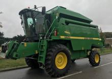 Combine agricole John Deere 2256