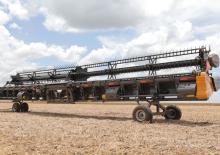 Combine agricole Bare port-cuțit Valtra 600FD