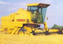 Combine agricole New Holland Clayson 8050