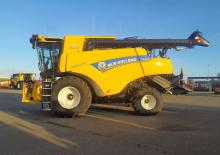 Combine agricole New Holland CR7.80 ST5 