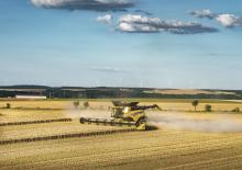 Combine agricole New Holland CR8.90 12.5