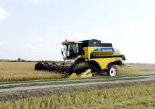 Combine agricole New Holland CS 540 E 1E