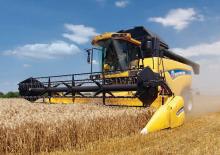 Combine agricole New Holland CX 5090 Laterale