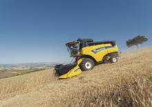 Combine agricole New Holland CX5.90