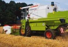 Combine agricole Claas Dominator 218 Mega