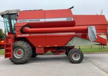 Combine agricole Massey Ferguson MF 32