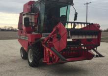 Combine agricole Massey Ferguson MF 8 XP