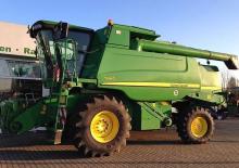 Combine agricole John Deere T 660 HM