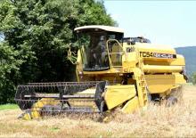 Combine agricole New Holland TC 54