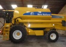 Combine agricole New Holland TX 63 RC 1E