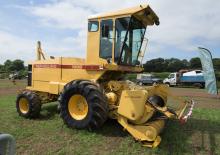 Combine de recoltat furaje 2-WD Ford-NH 1905