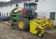 Combine de recoltat furaje 2-WD John Deere 6750
