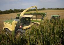 Combine de recoltat furaje 2-WD Krone BiG X 880 
