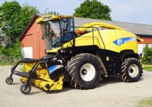 Combine de recoltat furaje 2-WD New Holland FR 9050