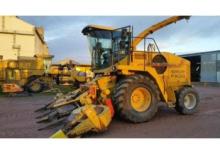 Combine de recoltat furaje 4-WD New Holland FX 28