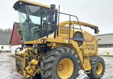 Combine de recoltat furaje 4-WD New Holland FX 38