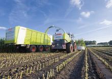 Combine de recoltat furaje 4-WD Claas Jaguar 900